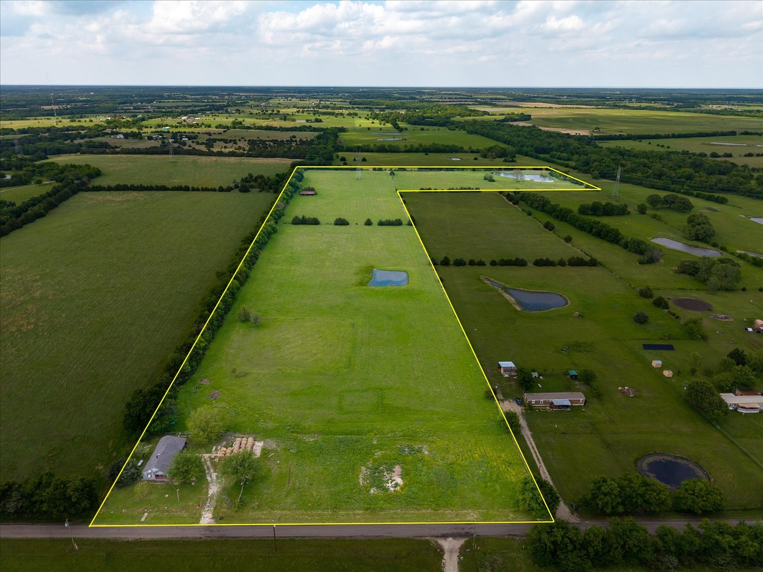 728 County Road 1001 Greenville TX 75401