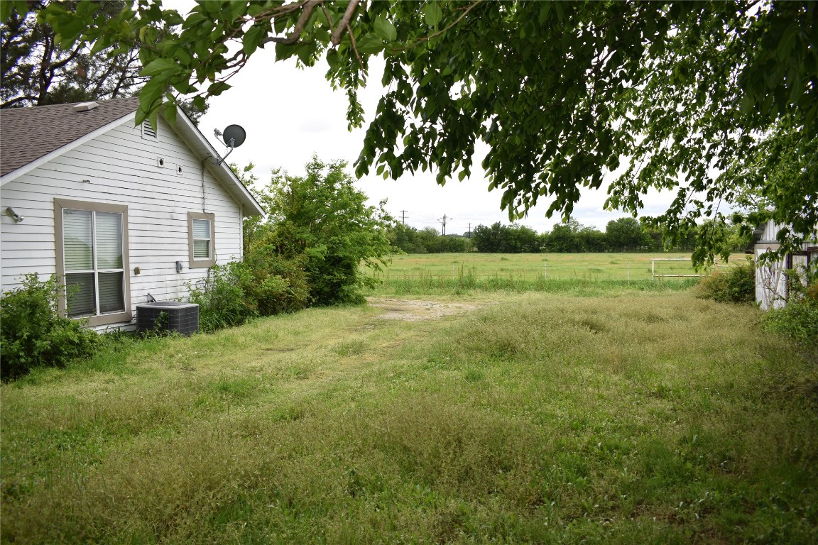 3094 Fm 428 W Aubrey TX 76227