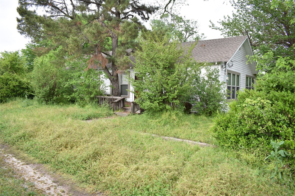 3094 Fm 428 W Aubrey TX 76227