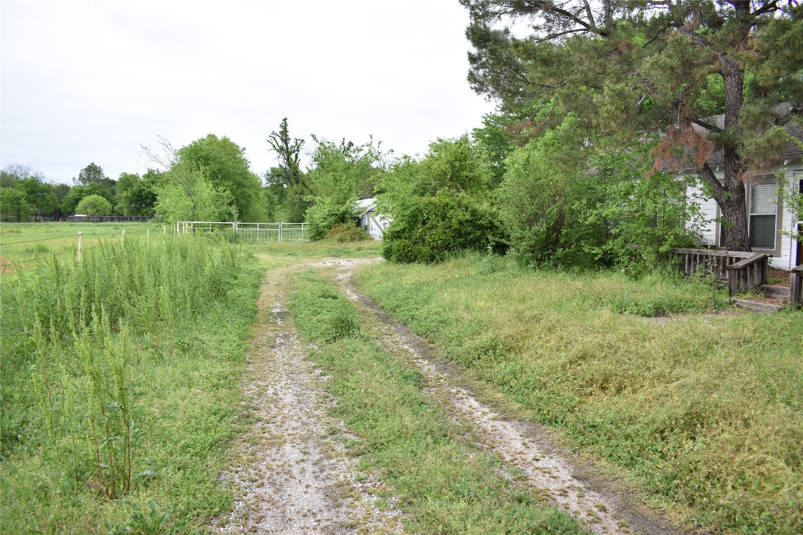 3094 Fm 428 W Aubrey TX 76227