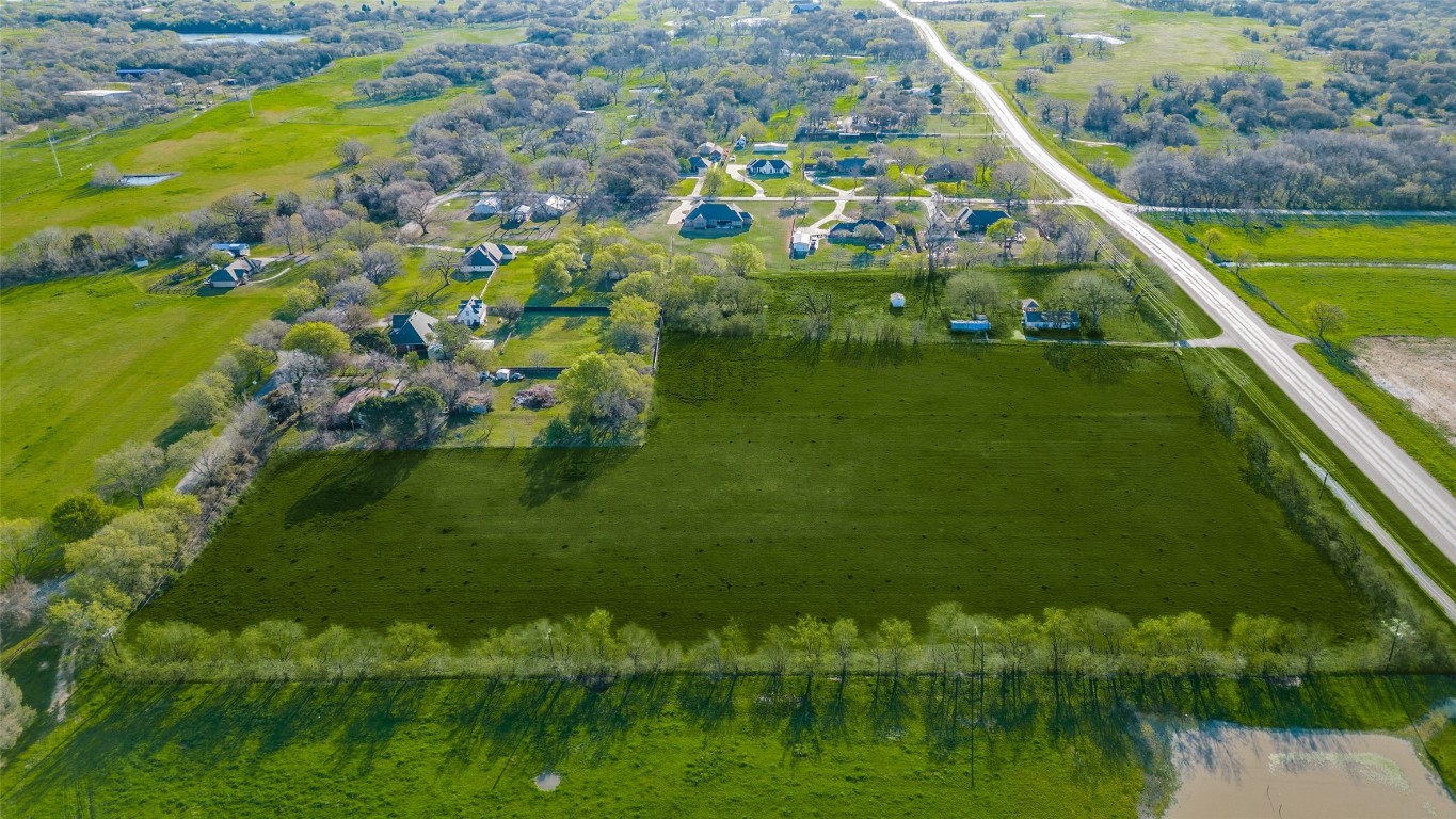 3094 Fm 428 W Aubrey TX 76227