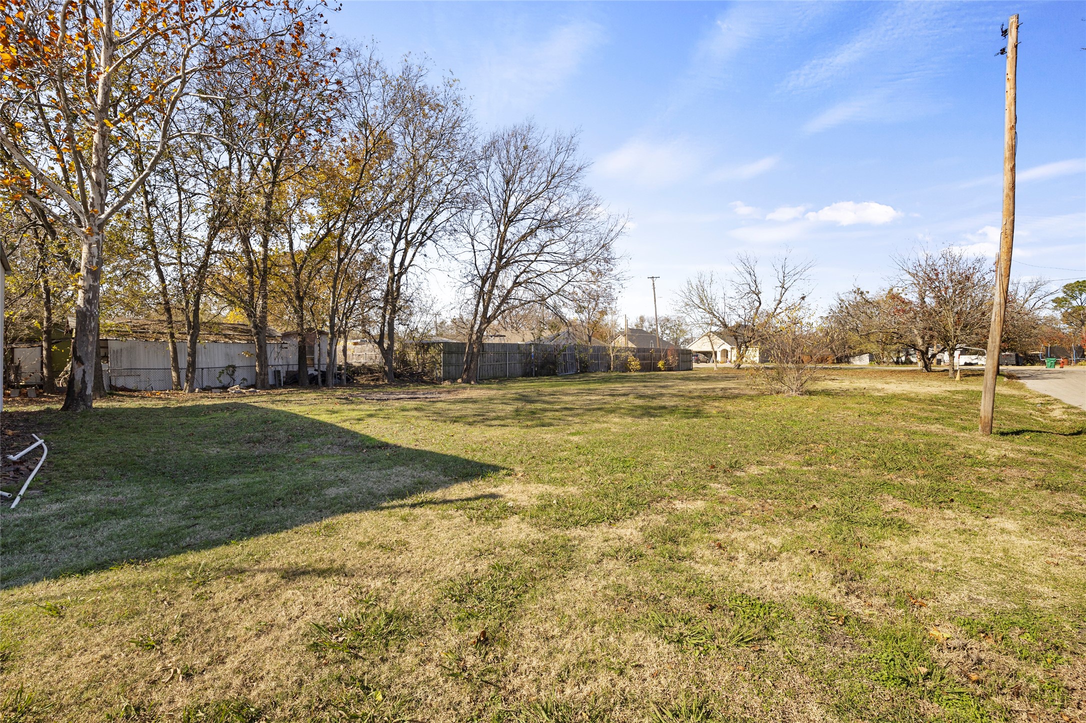 715 E 10th Street Kemp TX 75143