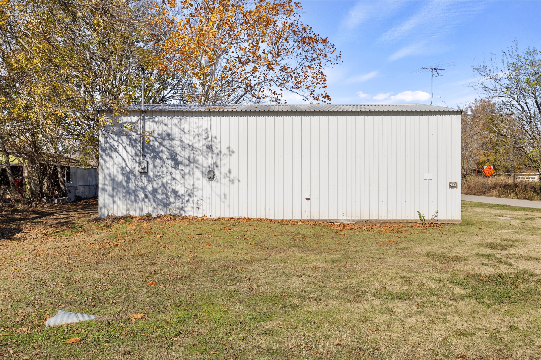 715 E 10th Street Kemp TX 75143