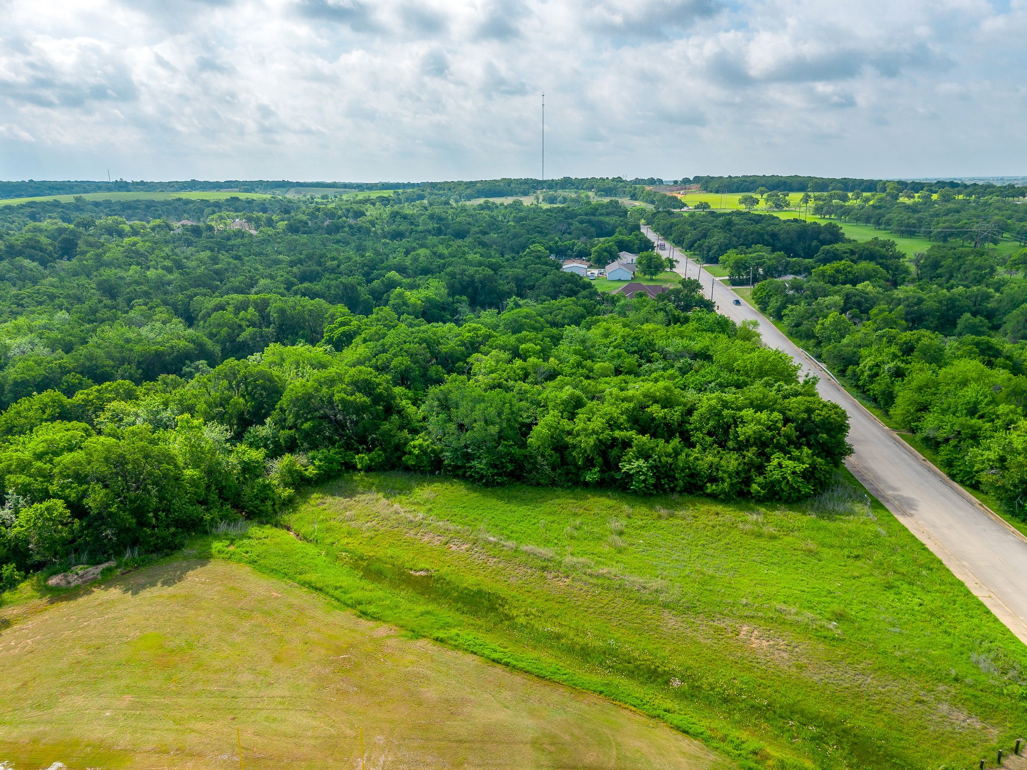 1193 S Brazos Avenue Cleburne TX 76031