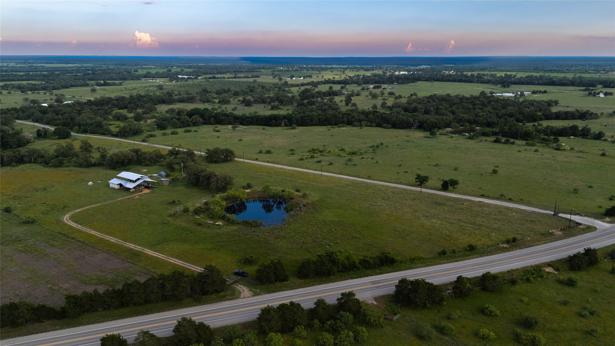 1395 S Highway 95 Smithville TX 78957