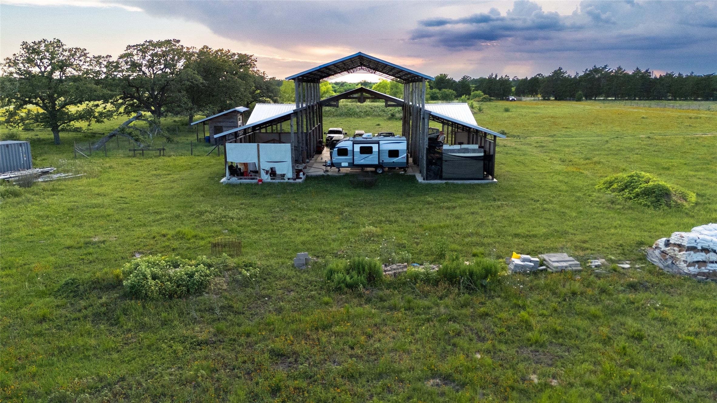1395 S Highway 95 Smithville TX 78957