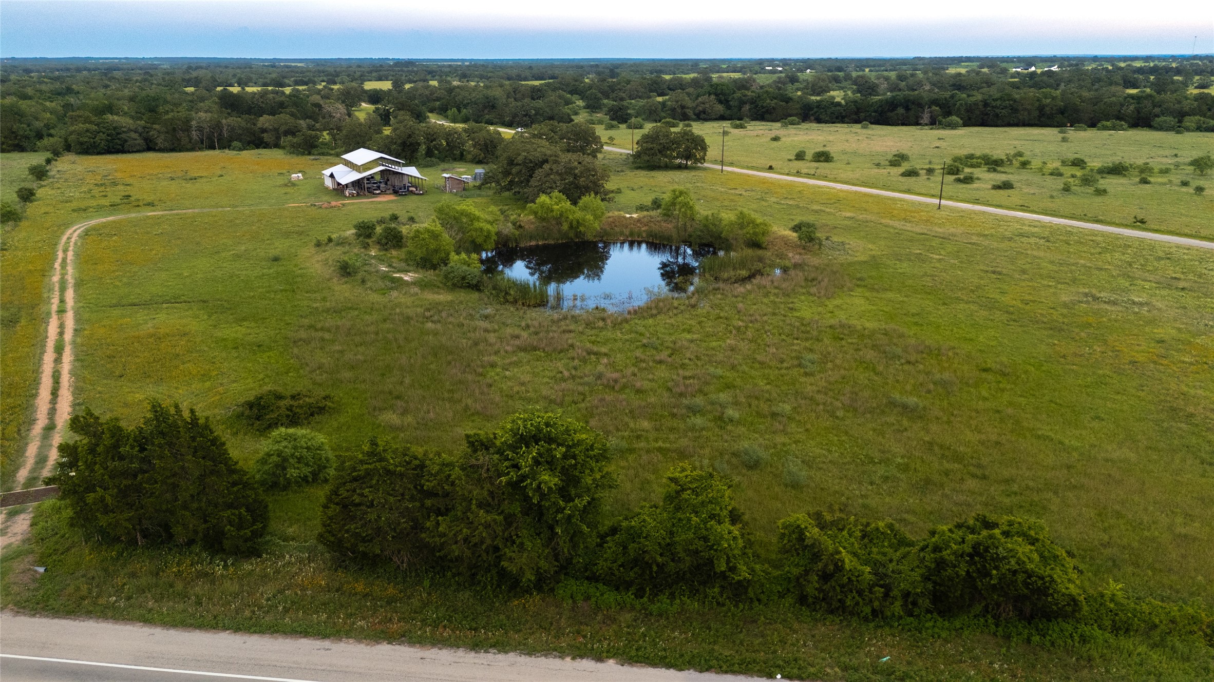 1395 S Highway 95 Smithville TX 78957