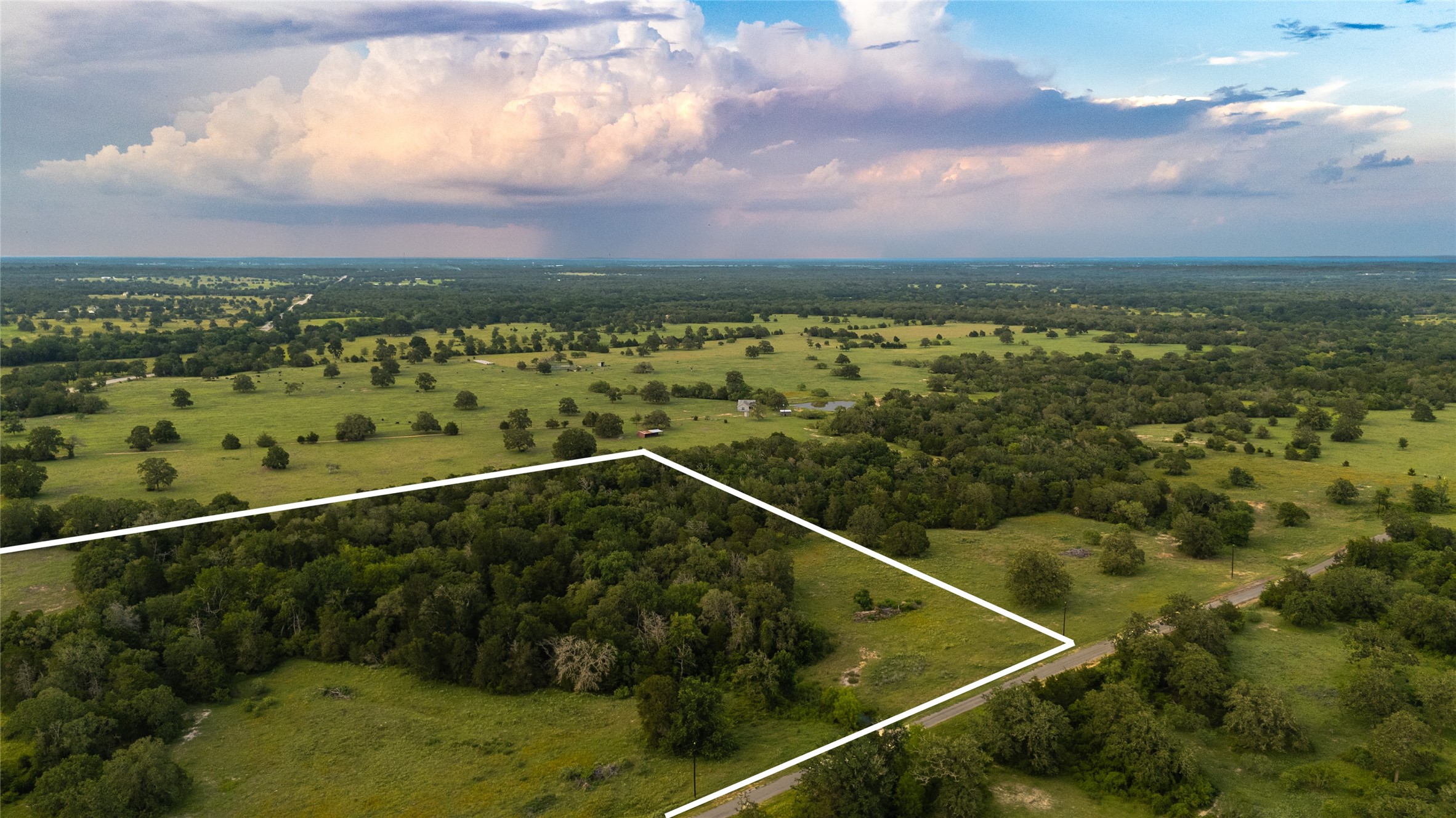 1395 S Highway 95 Smithville TX 78957