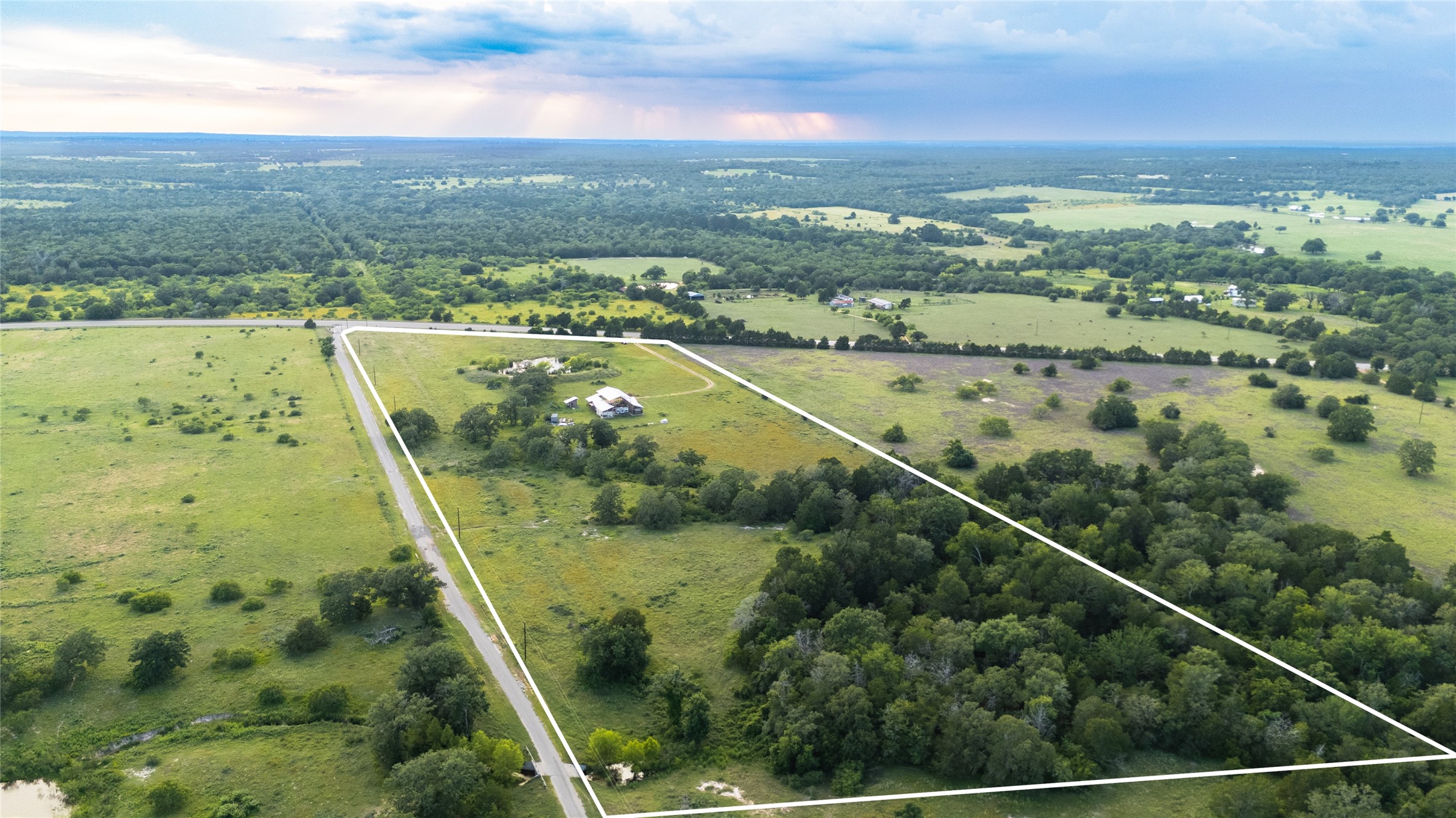 1395 S Highway 95 Smithville TX 78957
