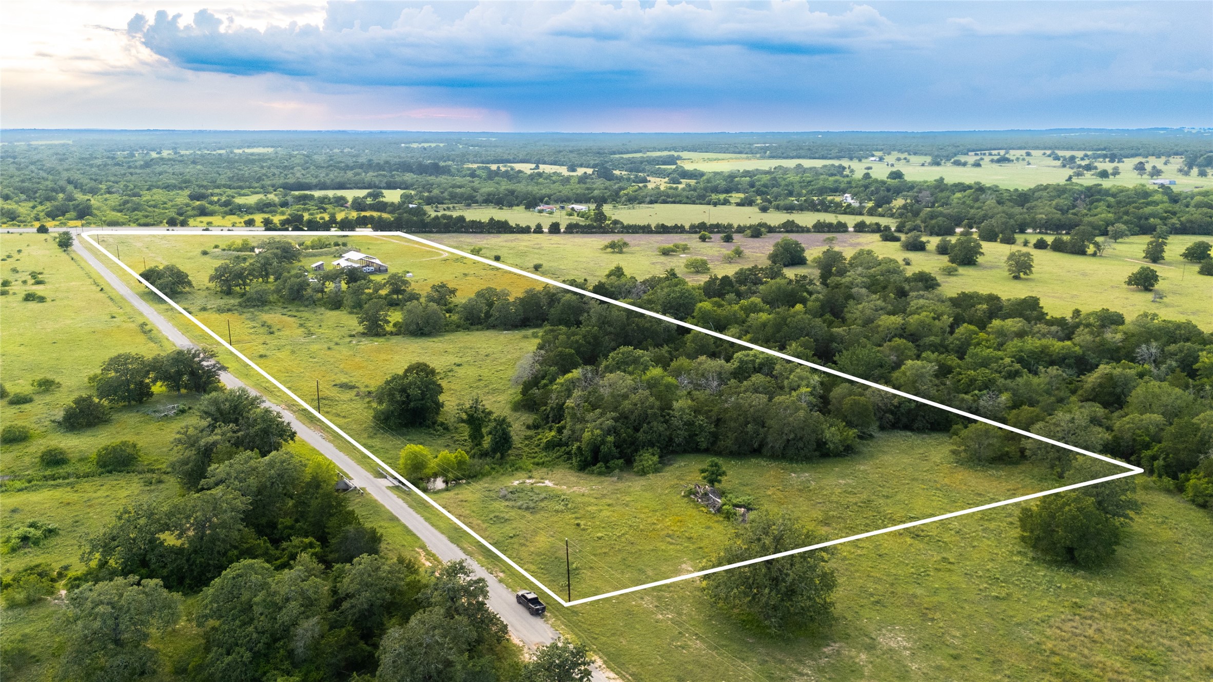 1395 S Highway 95 Smithville TX 78957
