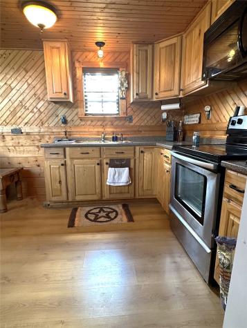 853 Cr 206 Bremond TX 76629