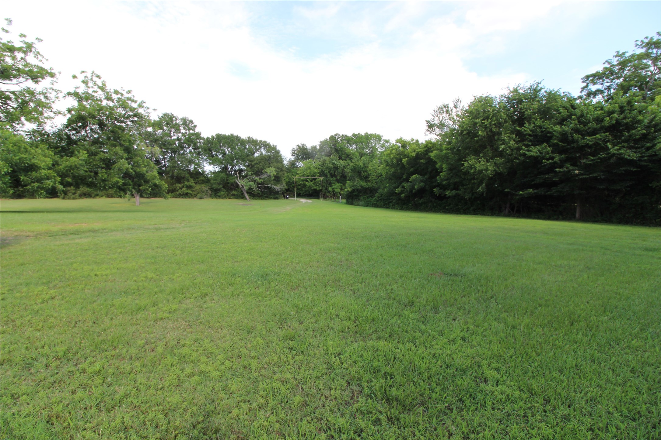 19470 County Road 4072 Kemp TX 75143