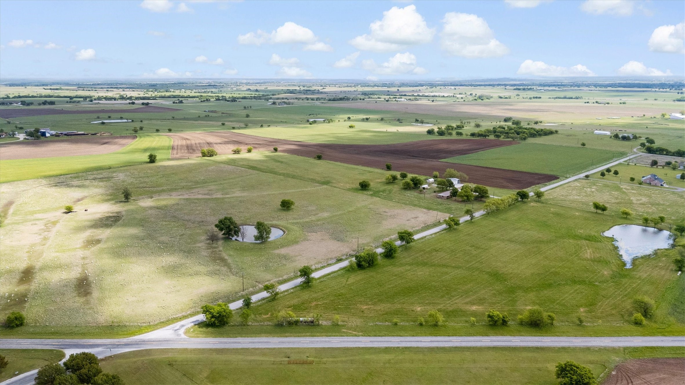 1121 1199 Lindsay TX 76250