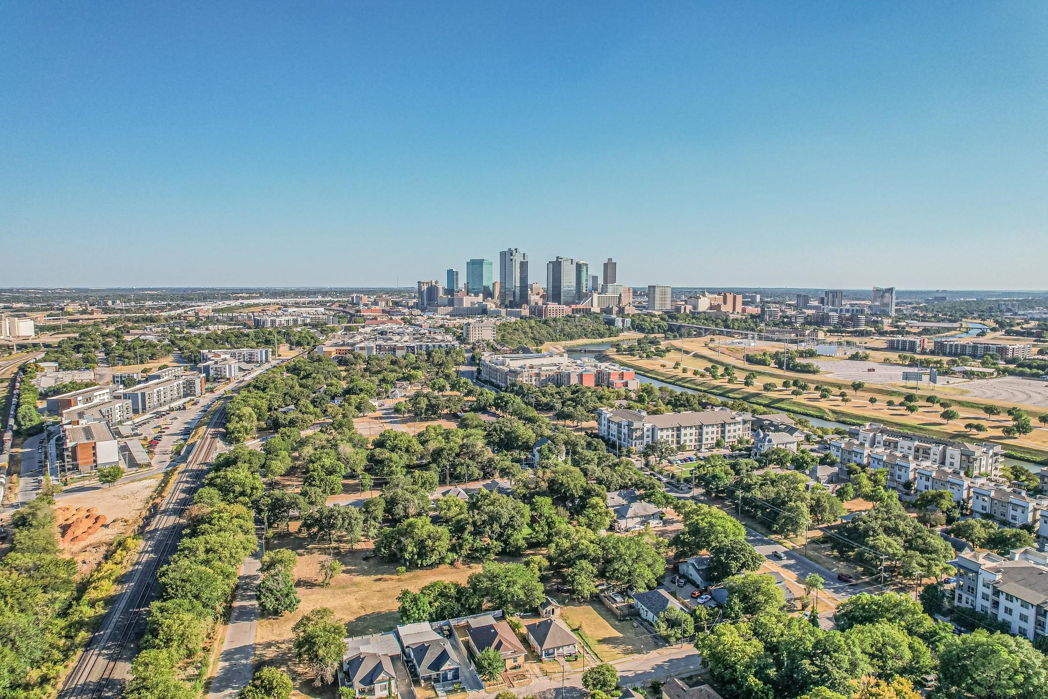 930 Samuels Avenue Fort Worth TX 76102