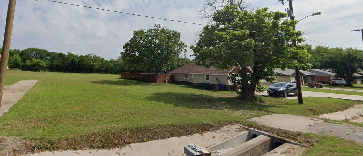 Tbd E Jefferson Street Van Alstyne TX 75495