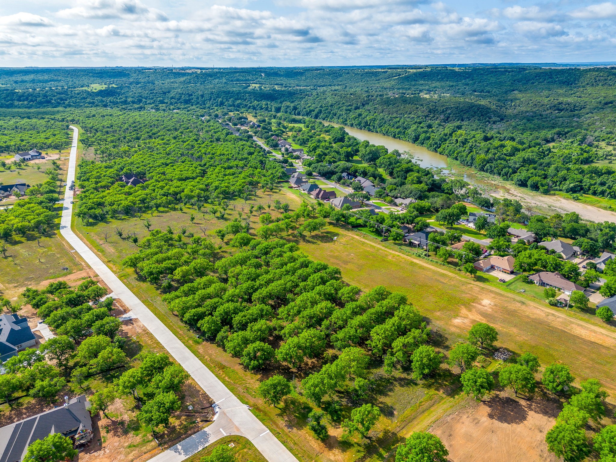 3101 E Landings S Granbury TX 76049