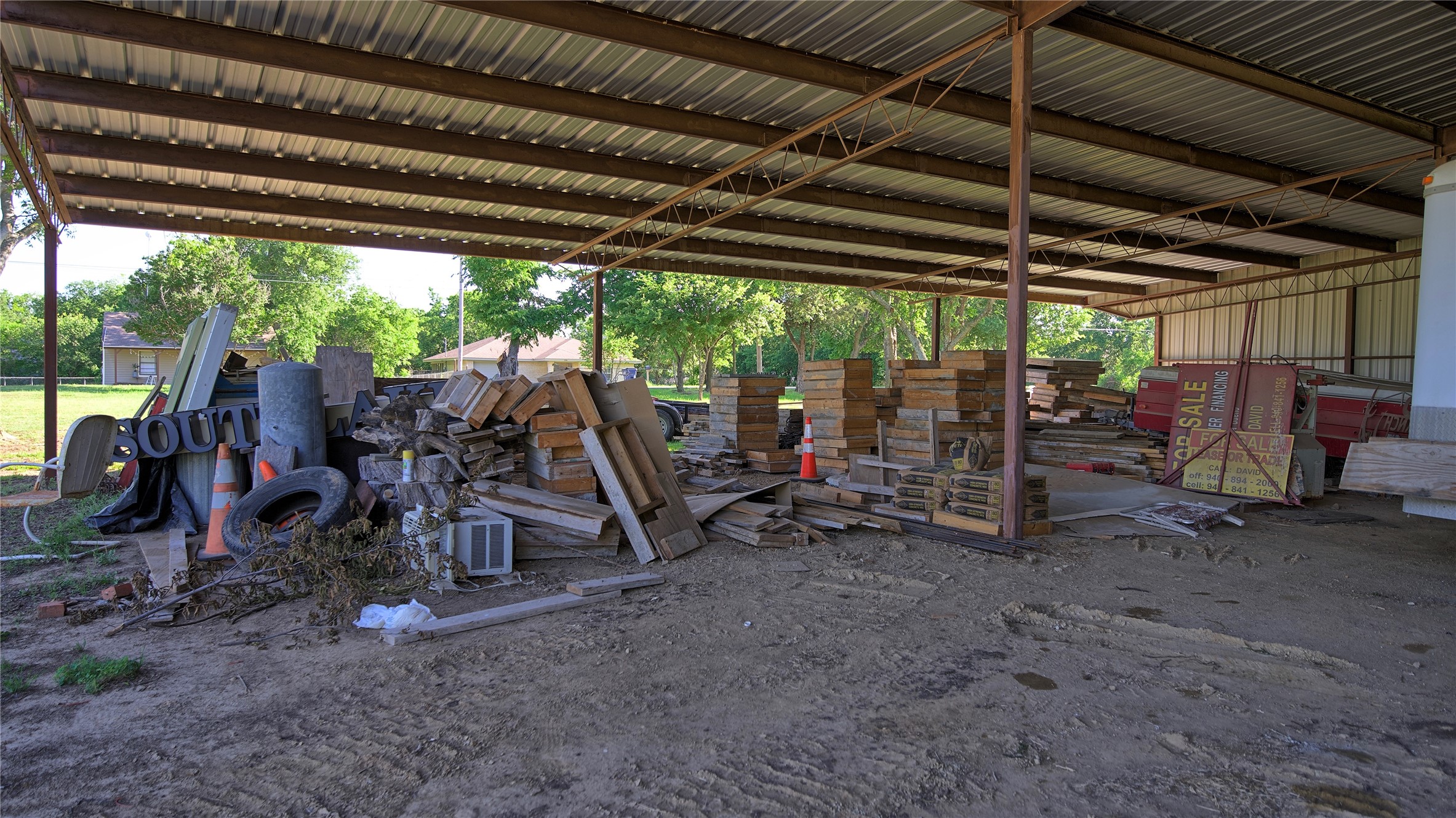 510 E Locust Street Nocona TX 76255