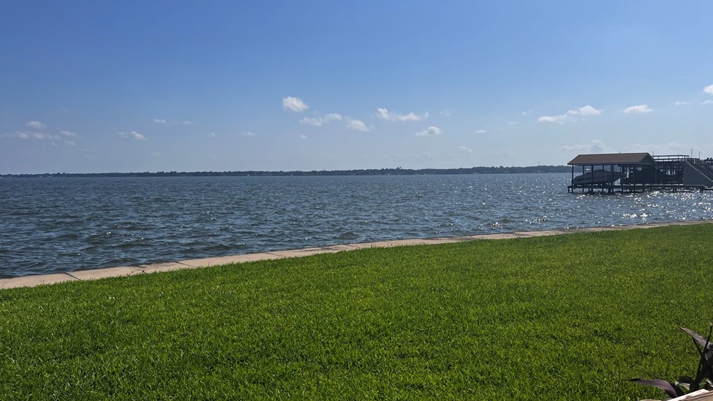 103 Briarwood Mabank TX 75156