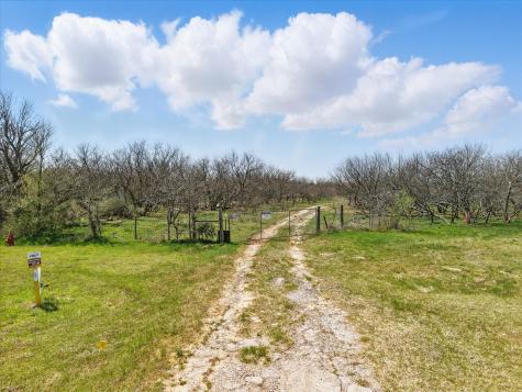 000 N Main Street Jacksboro TX 76458