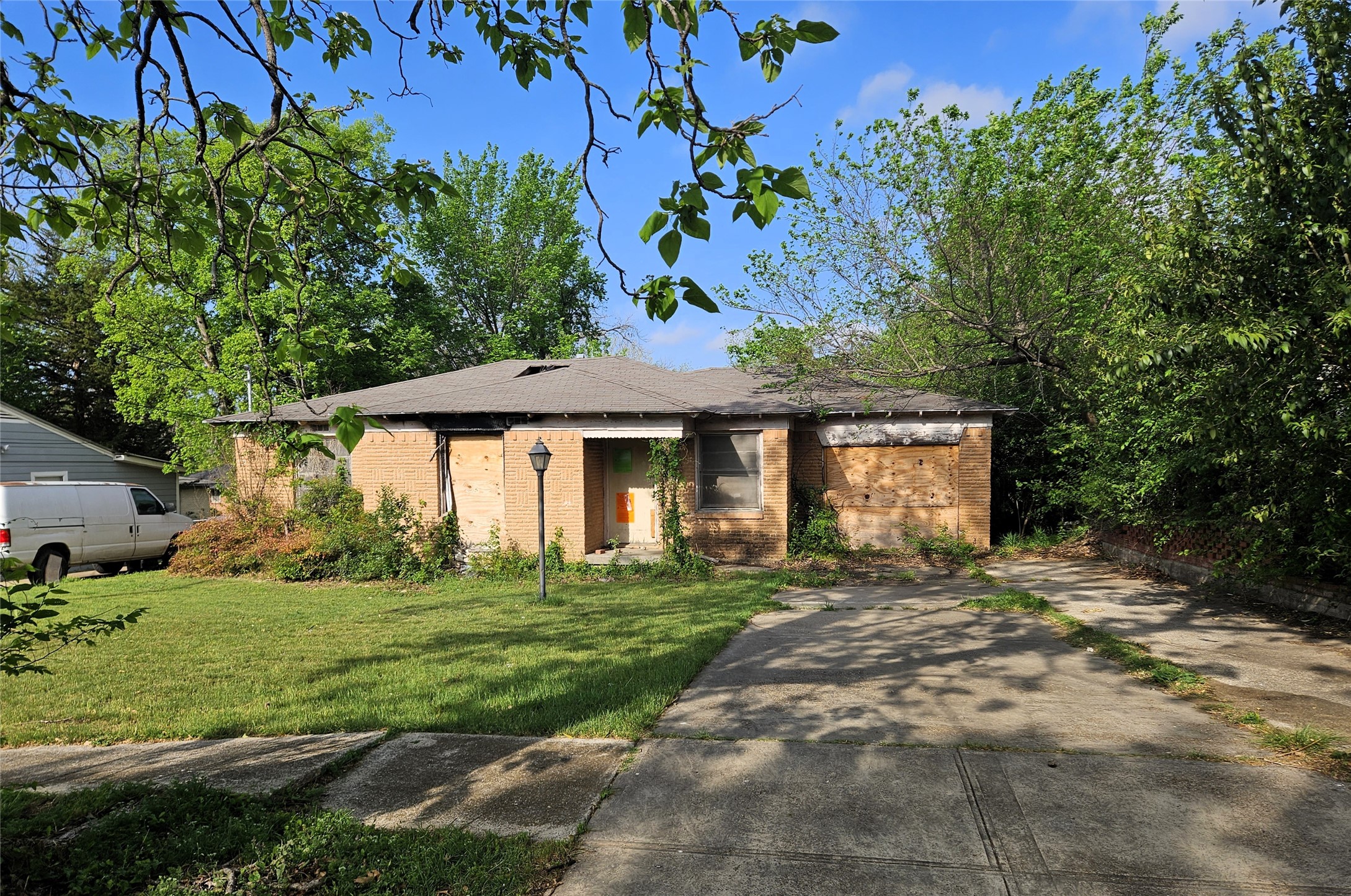4607 S Ewing Dallas TX 75216
