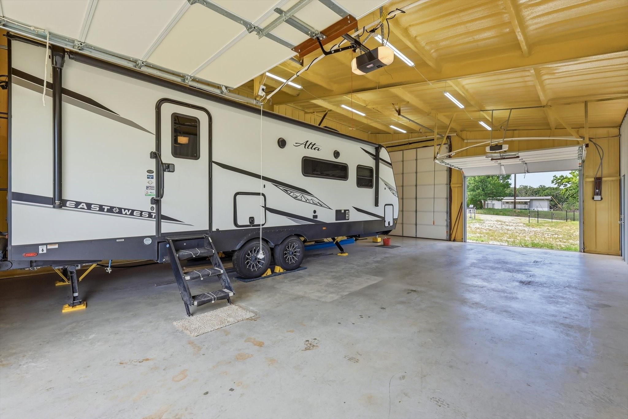 579 County Road 4599 Boyd TX 76023
