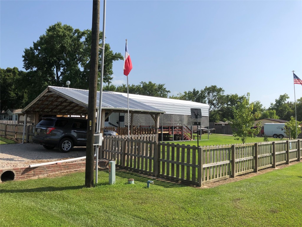 115 Waterfront Row Quitman TX 75783