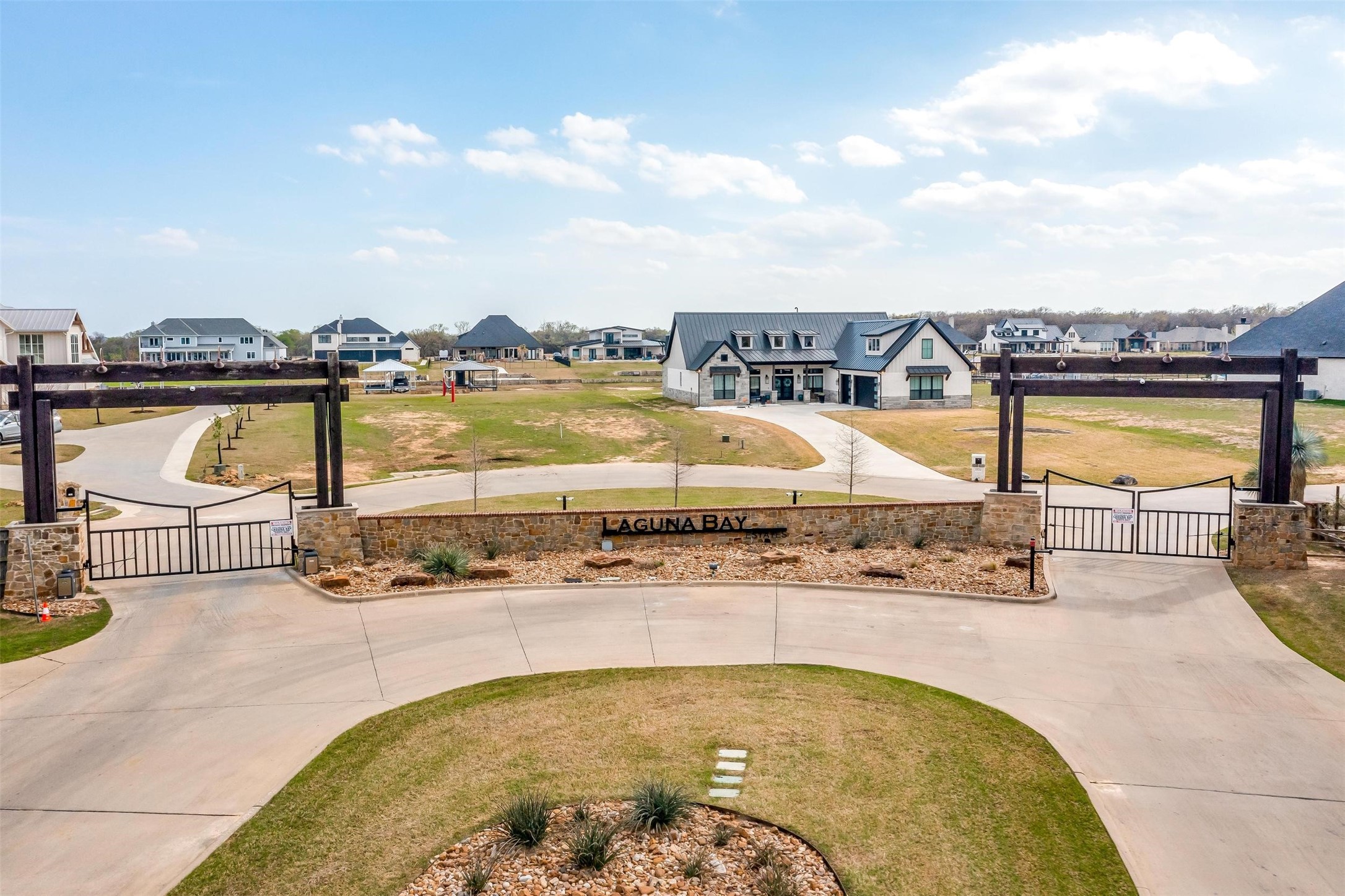 1544 Laguna Bay Pelican Bay TX 76020