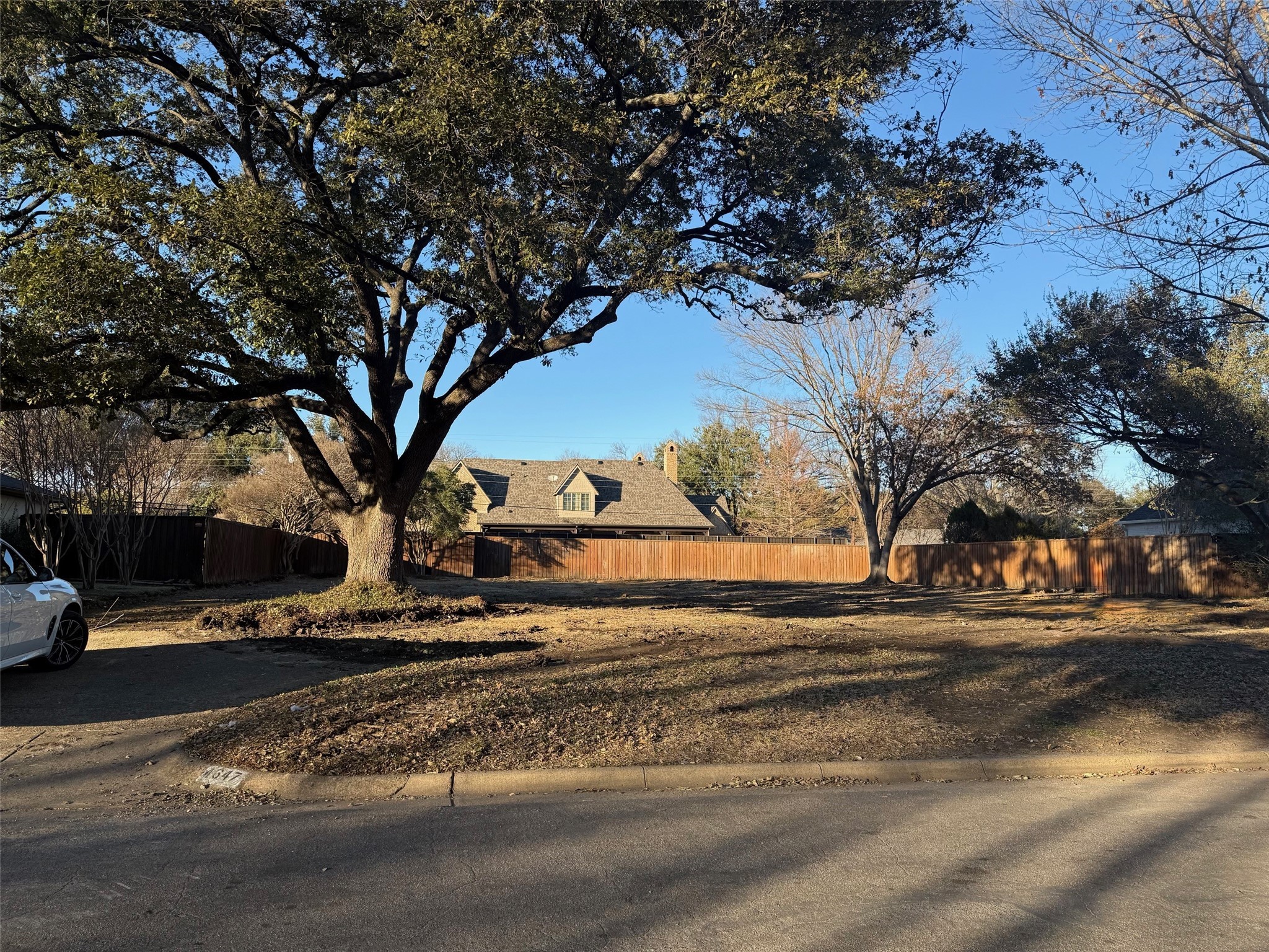 4647 Alta Vista Lane Dallas TX 75229