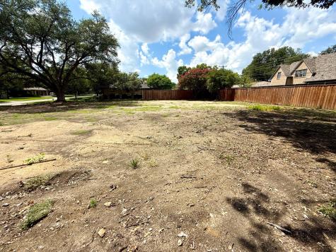 4647 Alta Vista Lane Dallas TX 75229