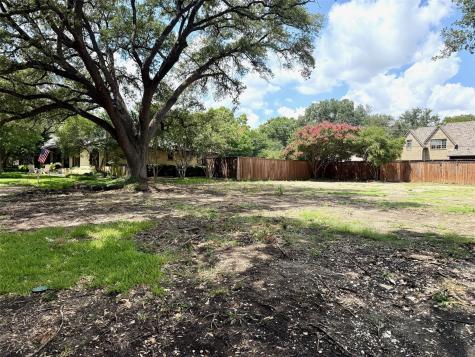 4647 Alta Vista Lane Dallas TX 75229