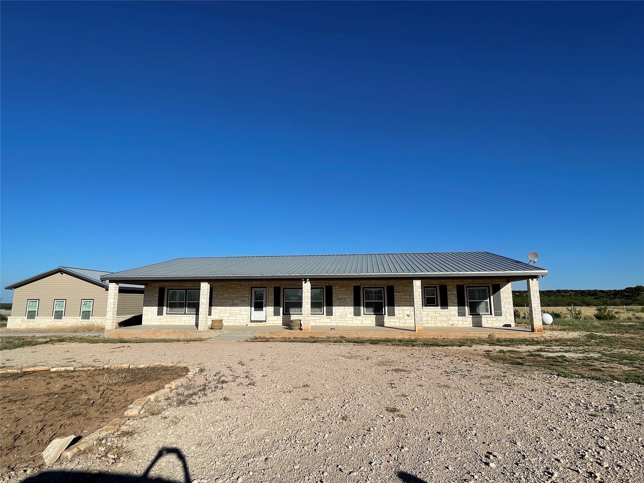 1089 Tennyson Road Bronte TX 76933