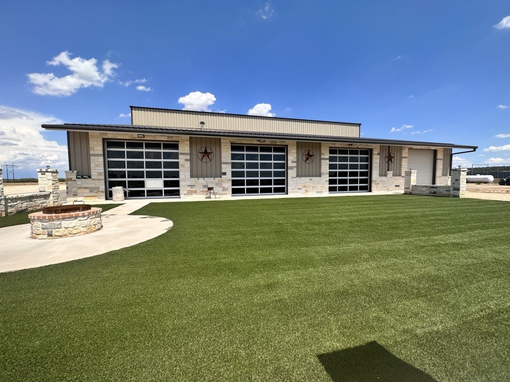 1089 Tennyson Road Bronte TX 76933