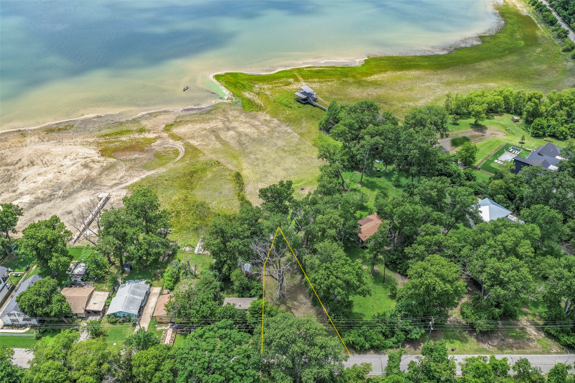 2431 E Lake Drive Weatherford TX 76087