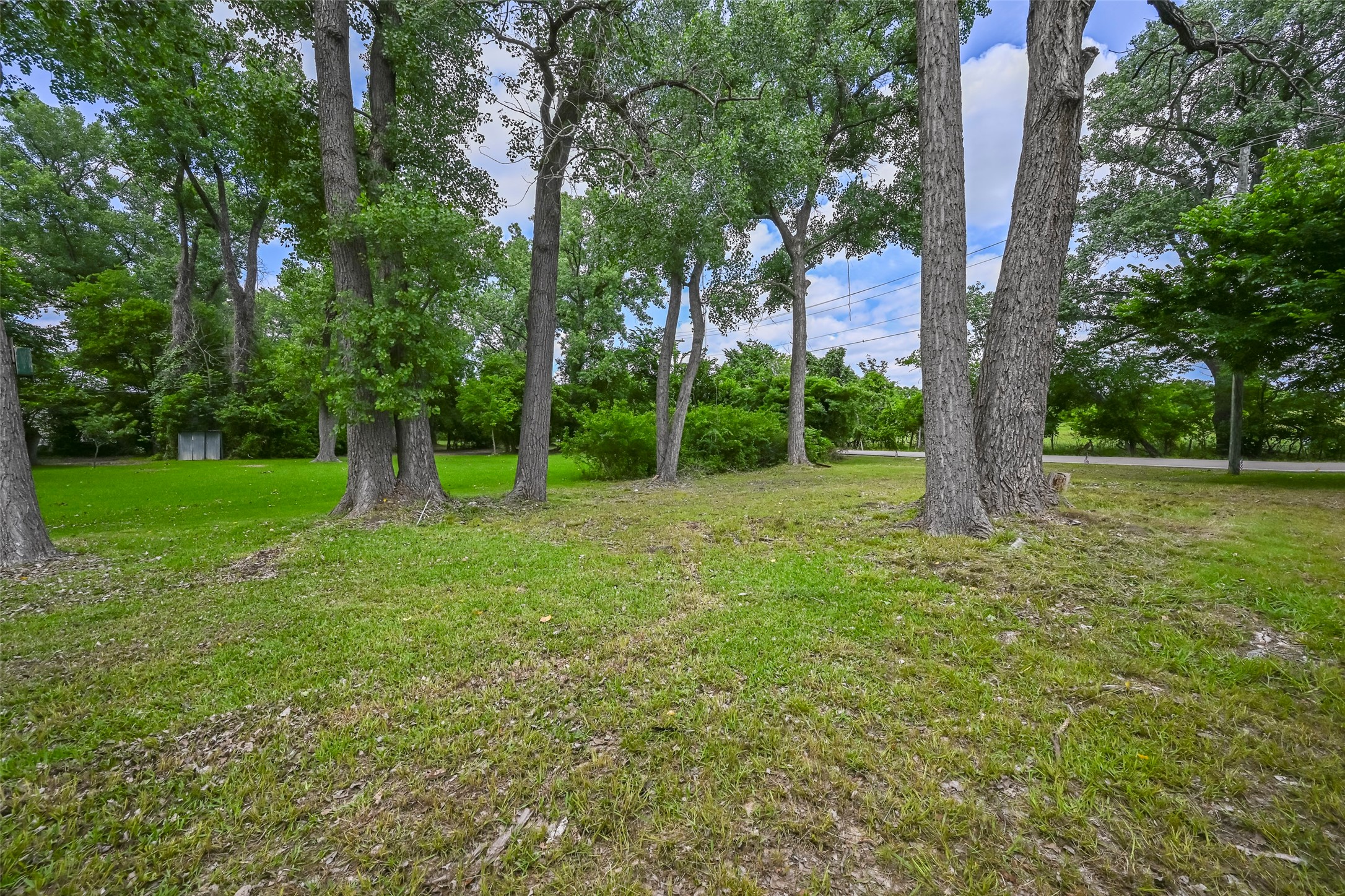 2431 E Lake Drive Weatherford TX 76087