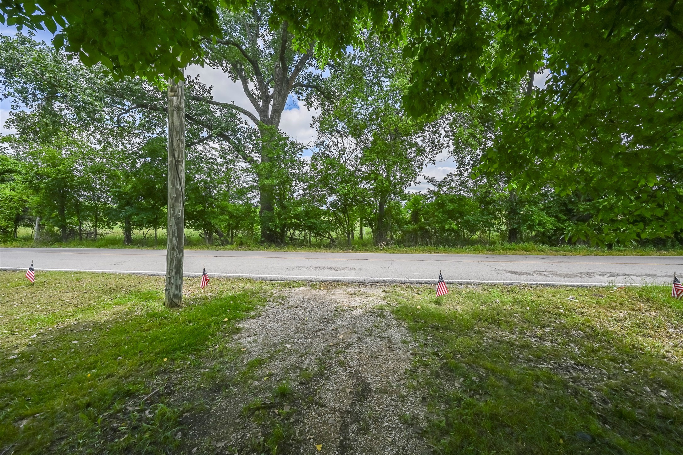 2431 E Lake Drive Weatherford TX 76087