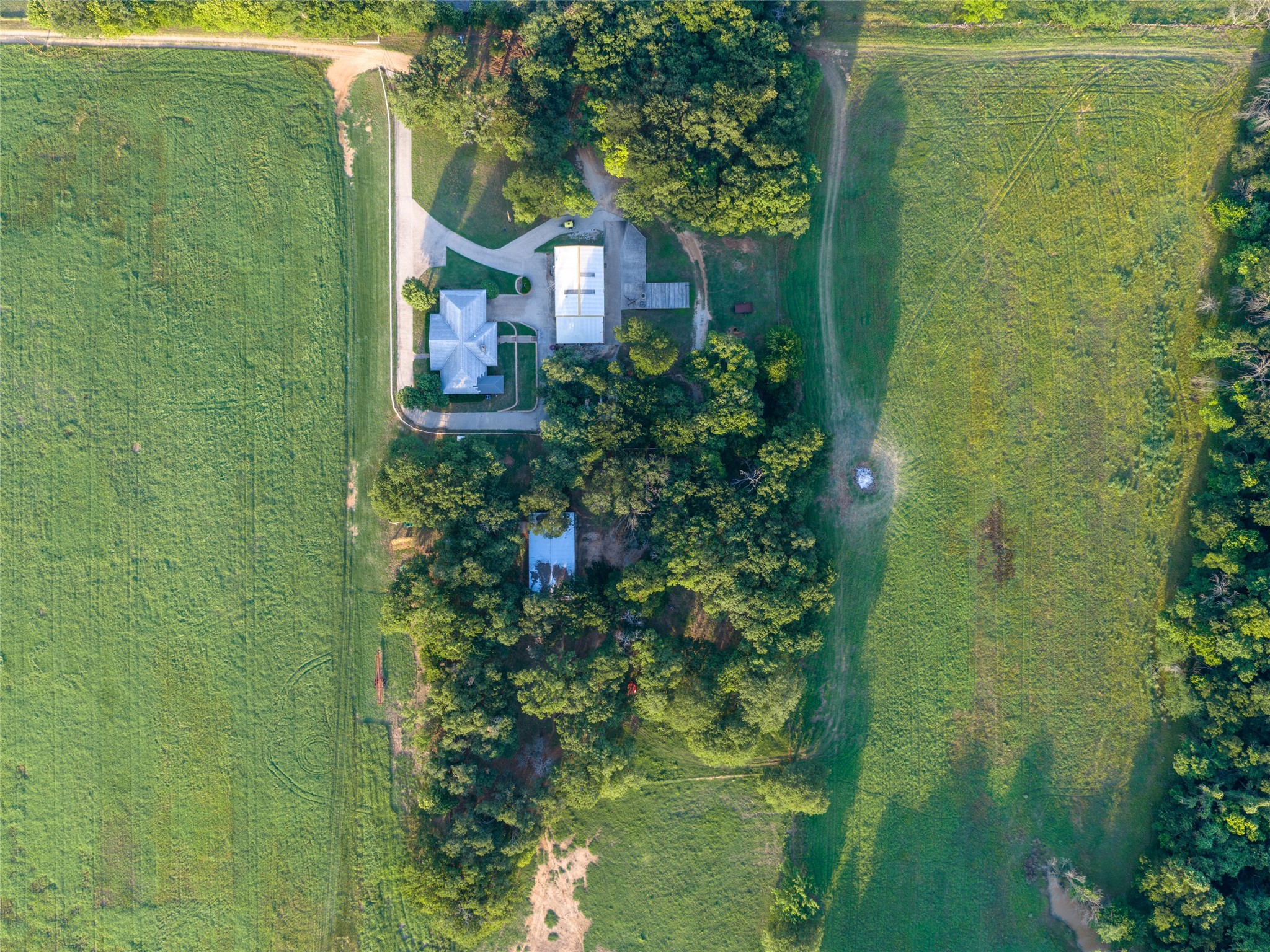 449 Private Road 4670 Boyd TX 76023