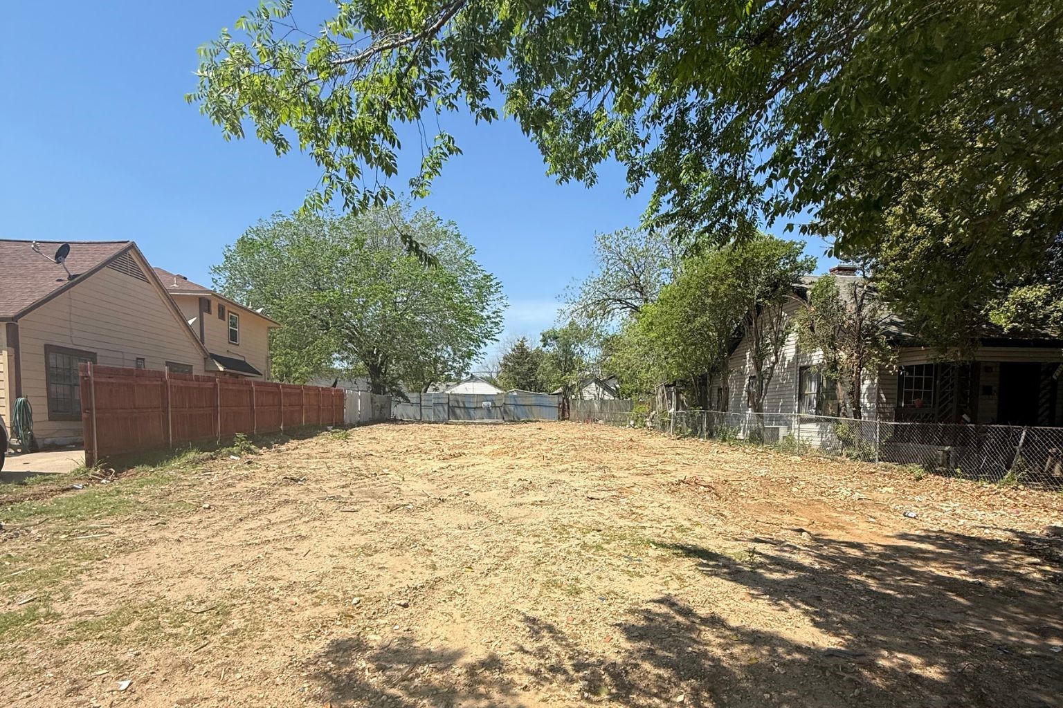 2315 W Lovers Lane Dallas TX 75235