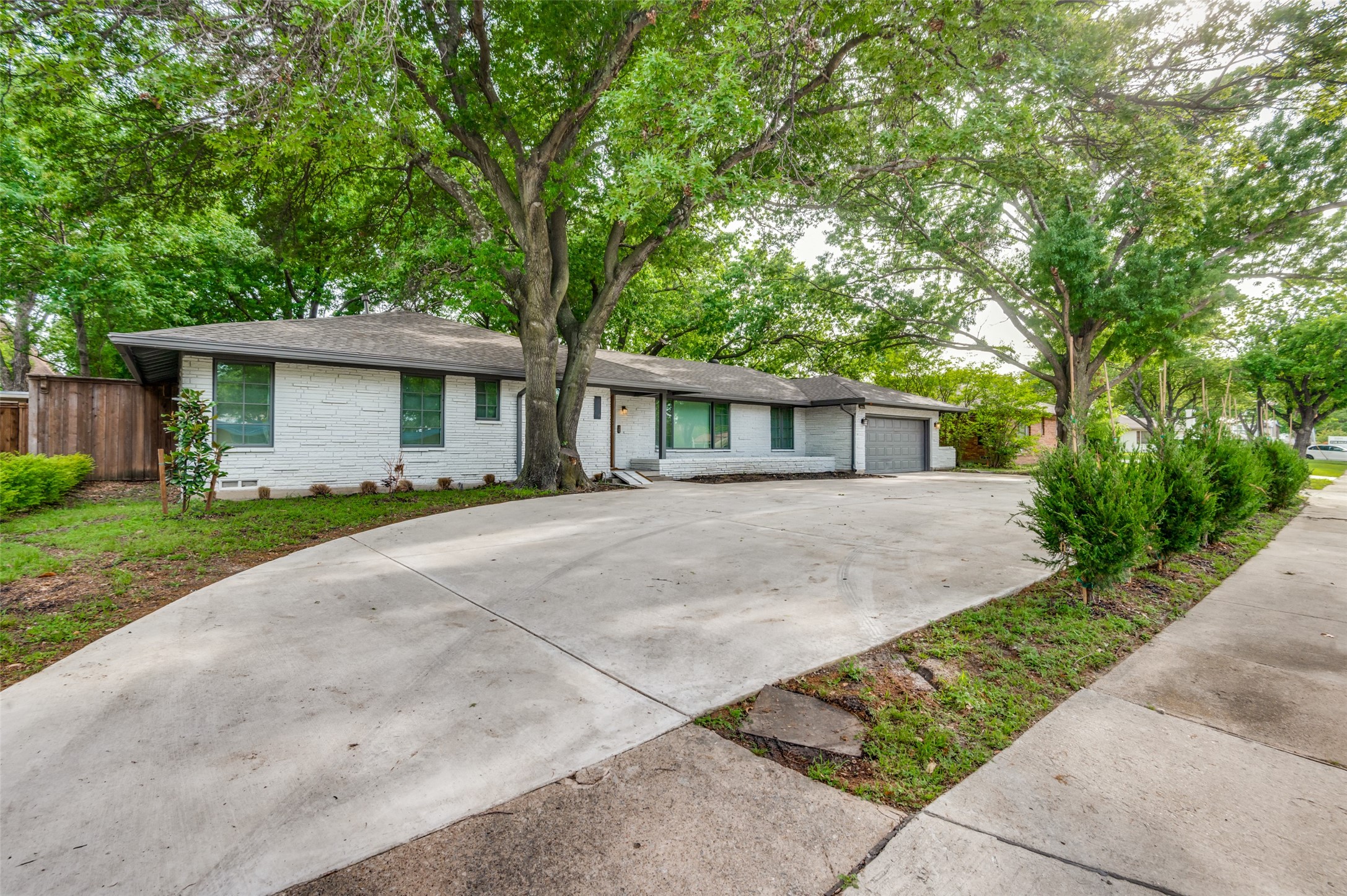 6514 Royal Lane Dallas TX 75230