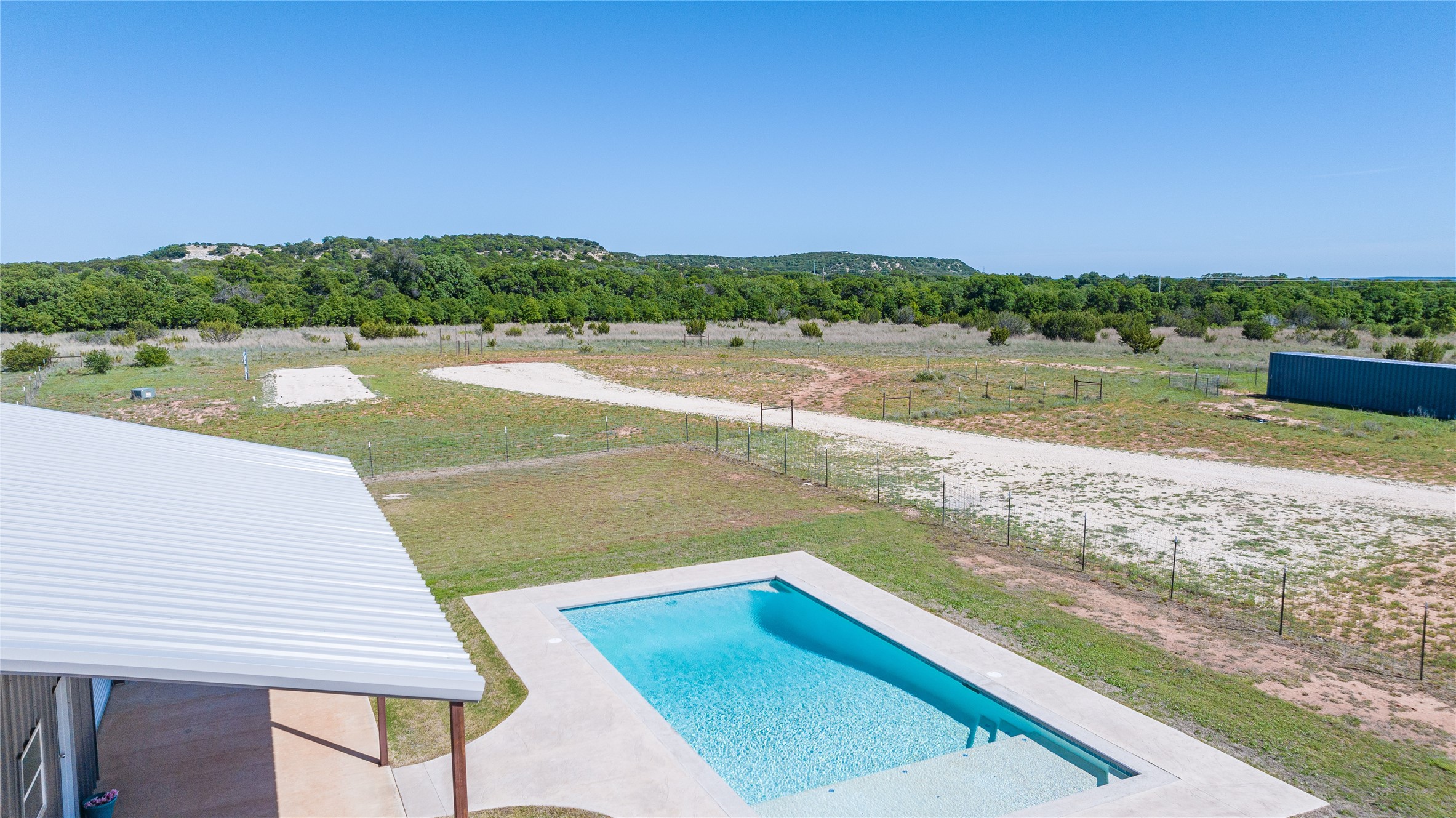 6922 Highway 83 Ovalo TX 79541