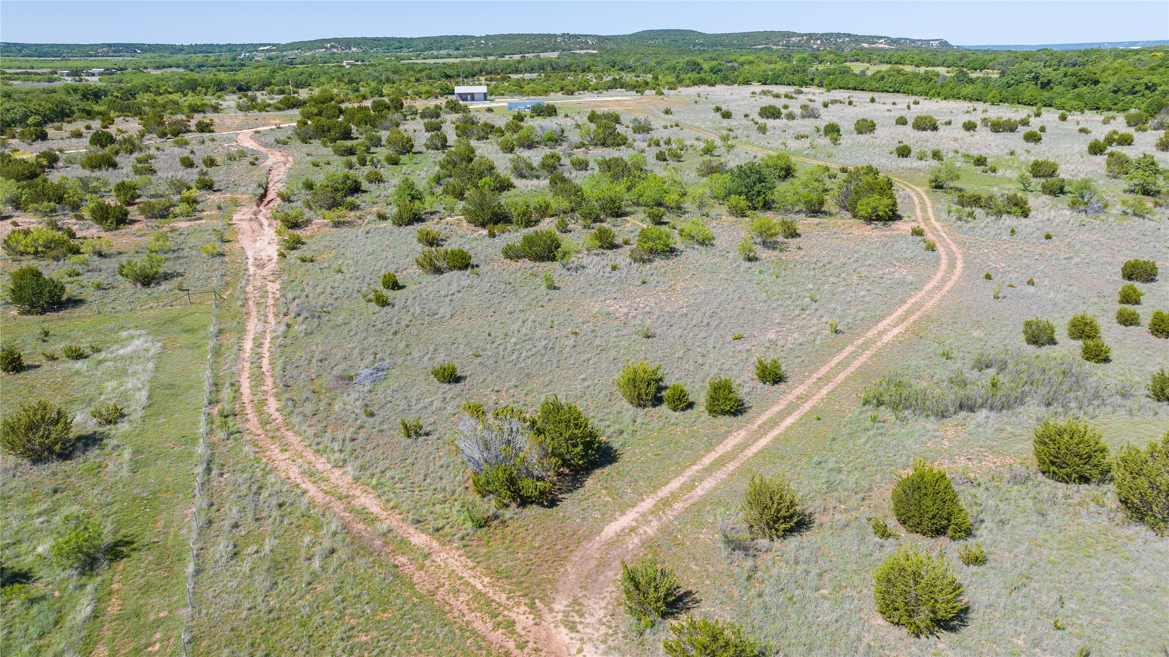 6922 Highway 83 Ovalo TX 79541