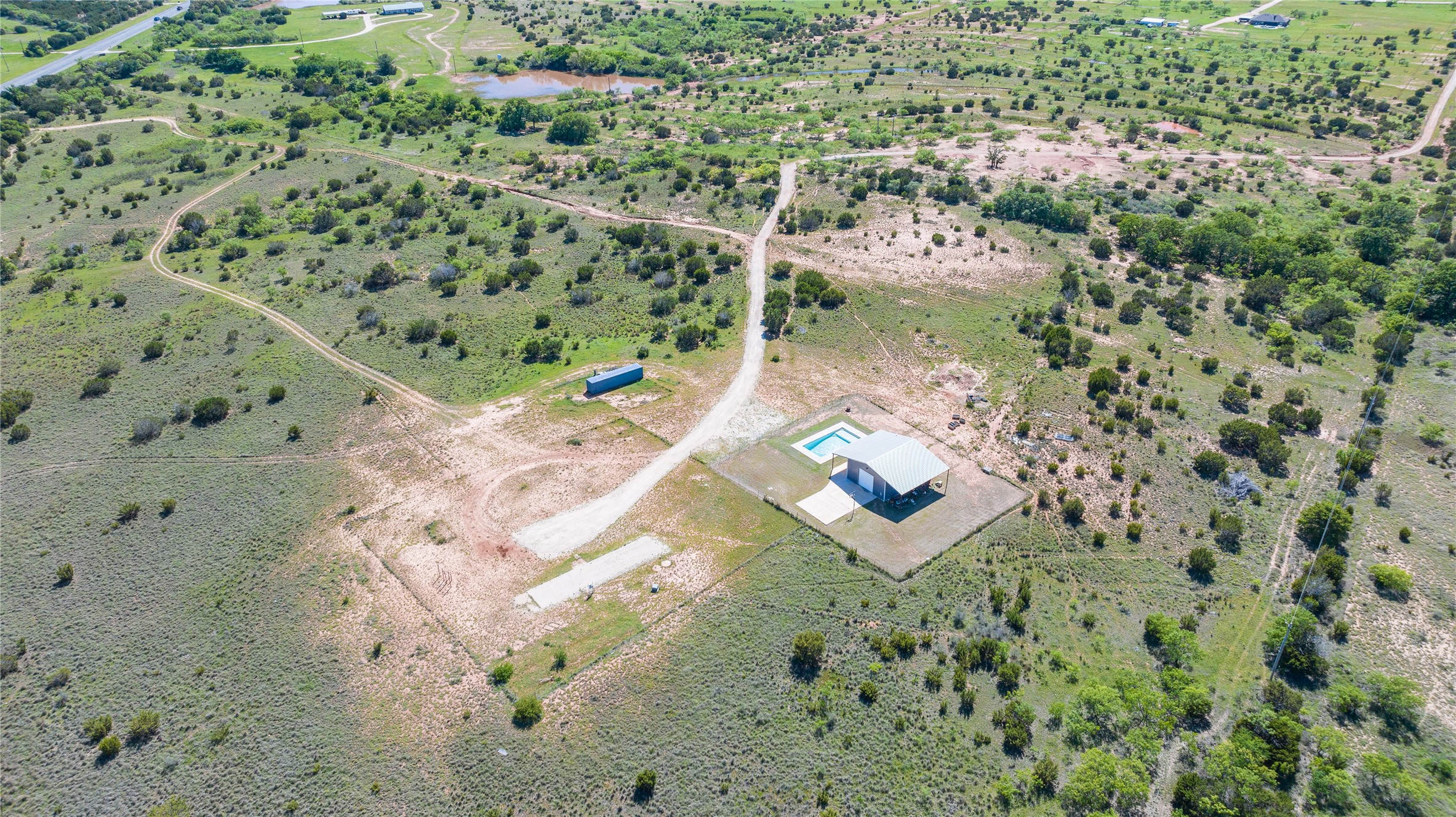 6922 Highway 83 Ovalo TX 79541