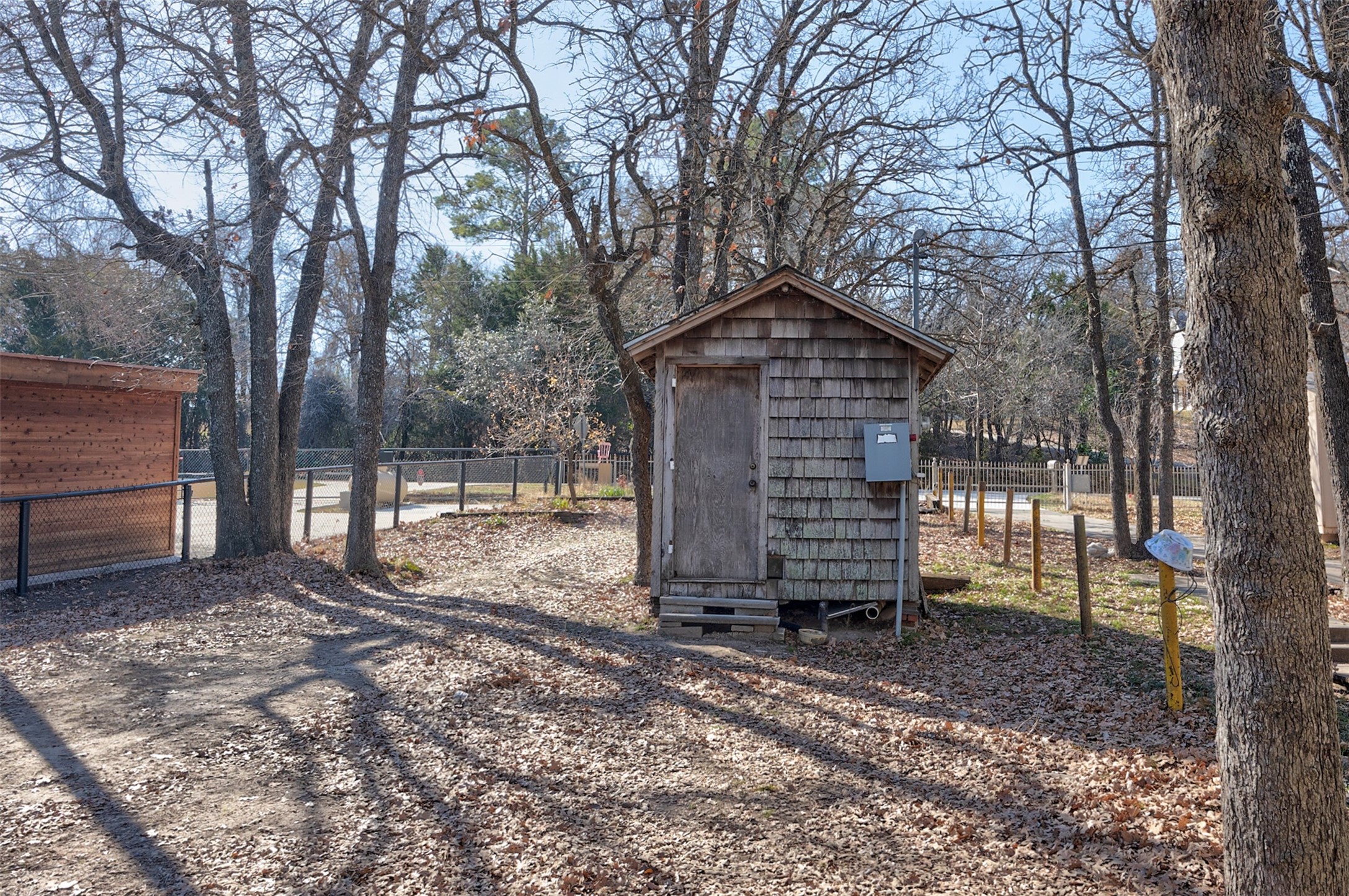 1154 W Lake Drive Weatherford TX 76087