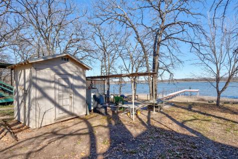1154 W Lake Drive Weatherford TX 76087