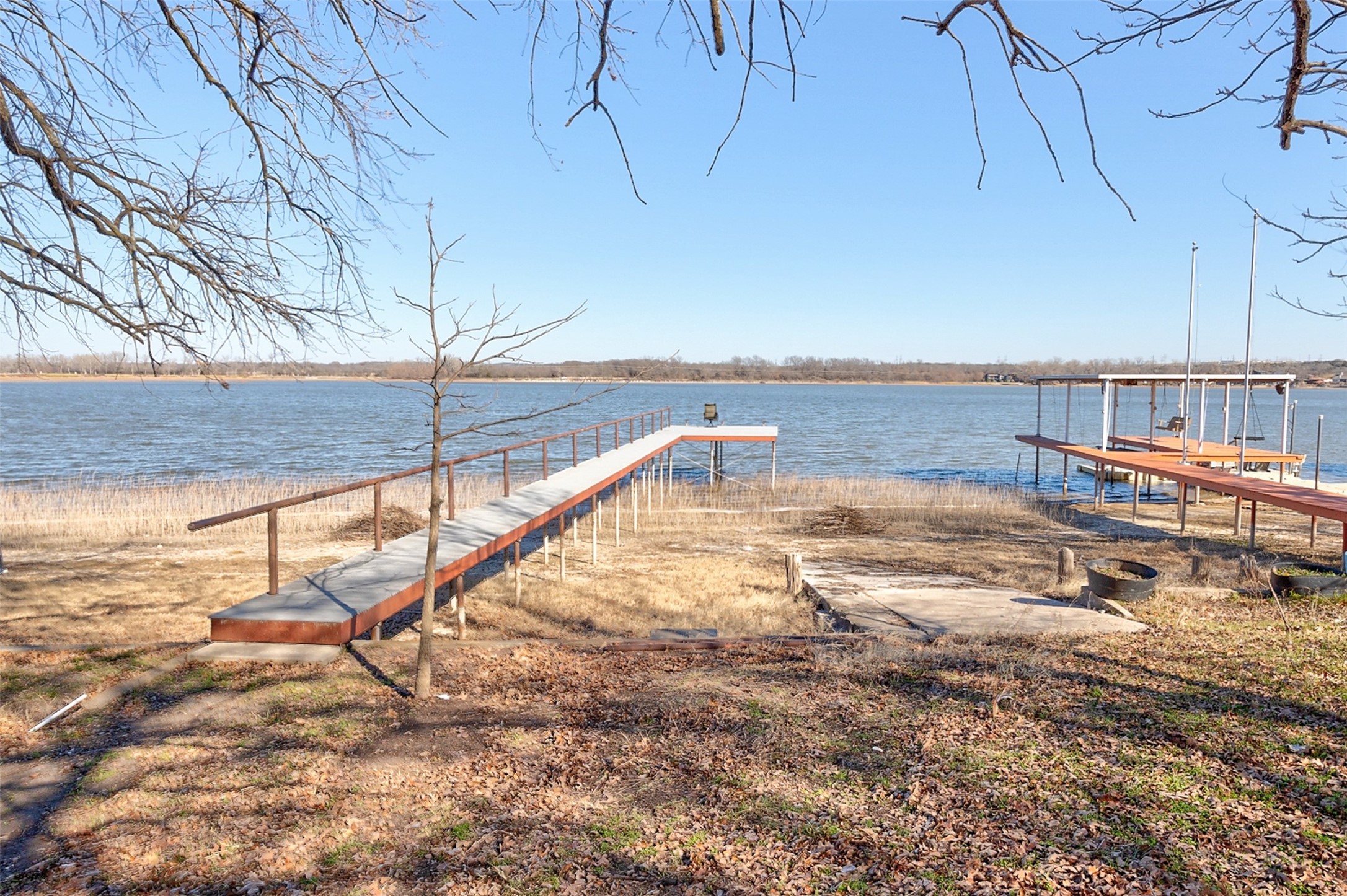 1154 W Lake Drive Weatherford TX 76087