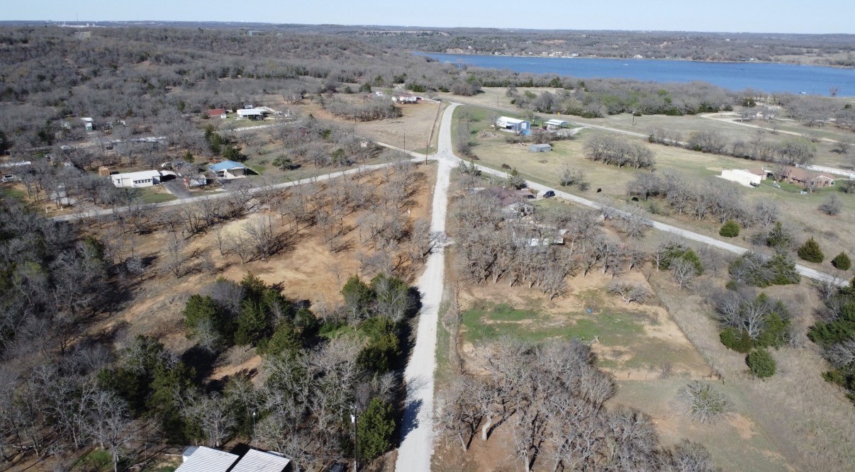153 Catfish Trail Bowie TX 76230