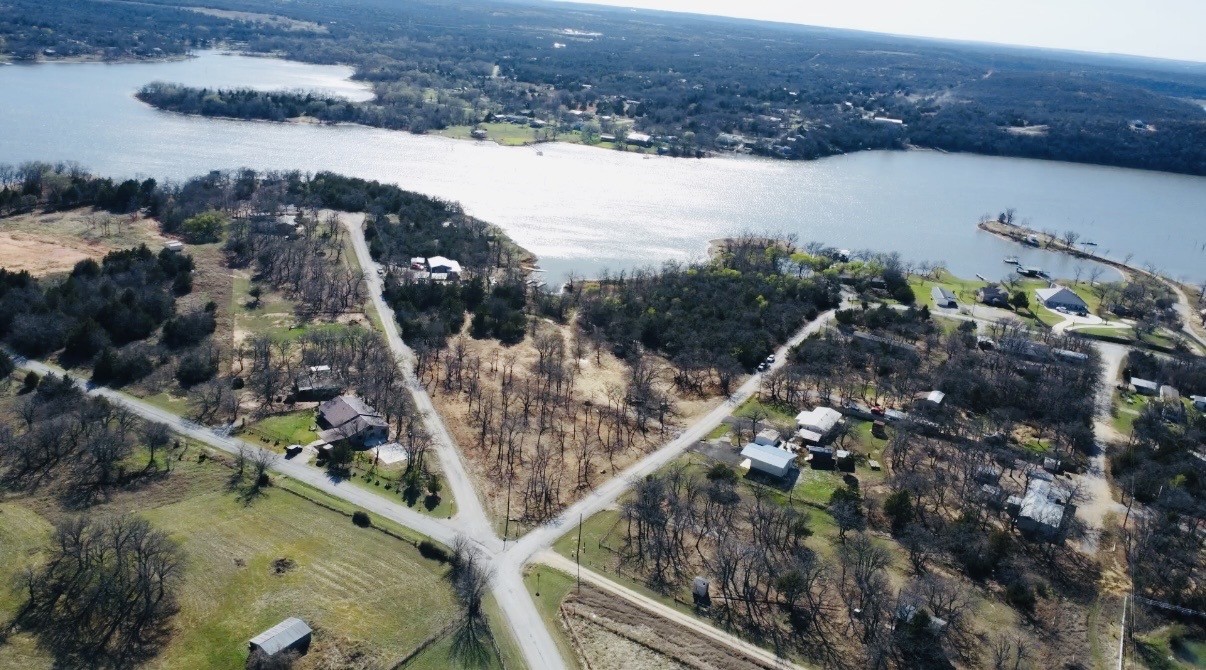 153 Catfish Trail Bowie TX 76230