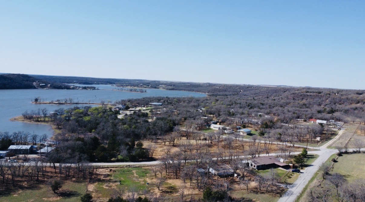 153 Catfish Trail Bowie TX 76230