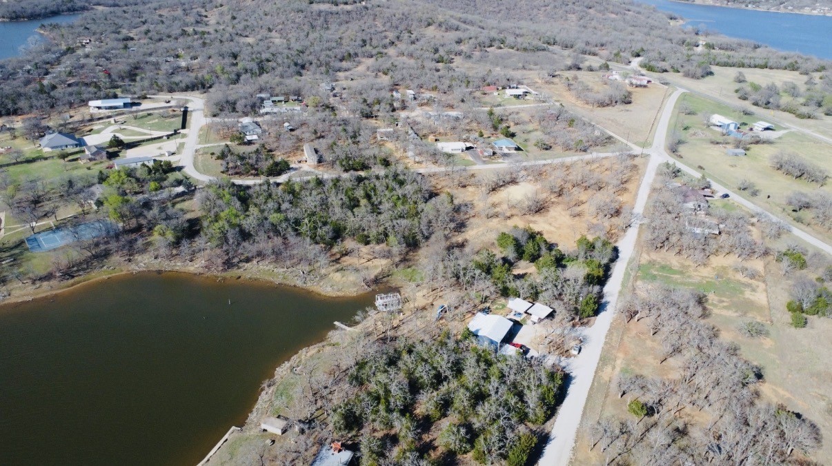 153 Catfish Trail Bowie TX 76230