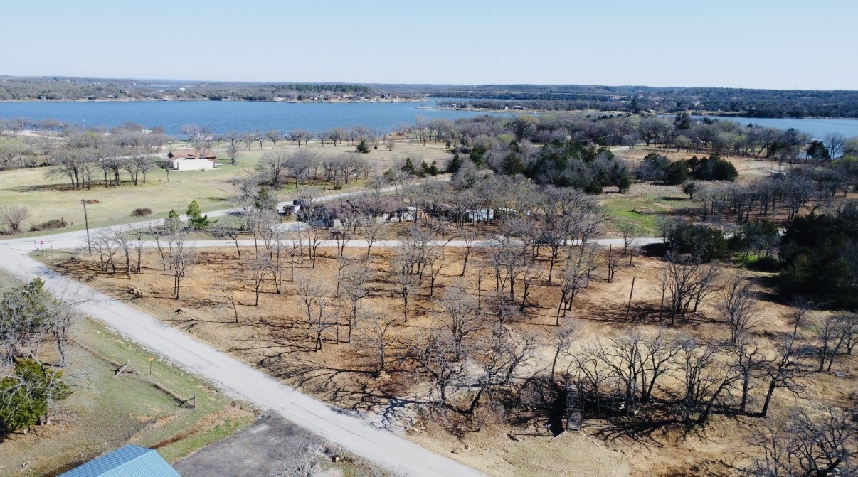 153 Catfish Trail Bowie TX 76230