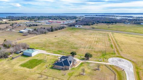 285 Cowboy Way Corsicana TX 75109